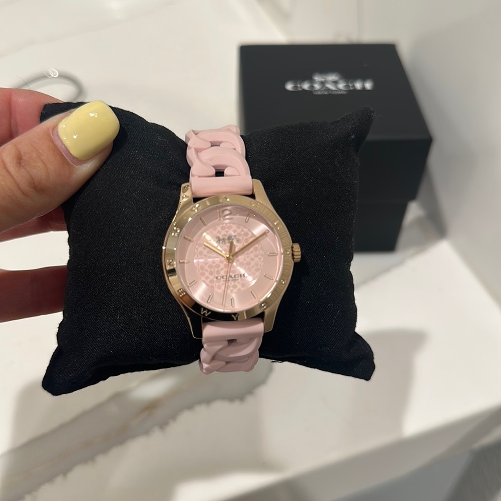 New coach baddy watch with silicone band